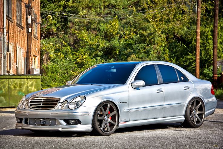 Mercedes Benz Amg E55