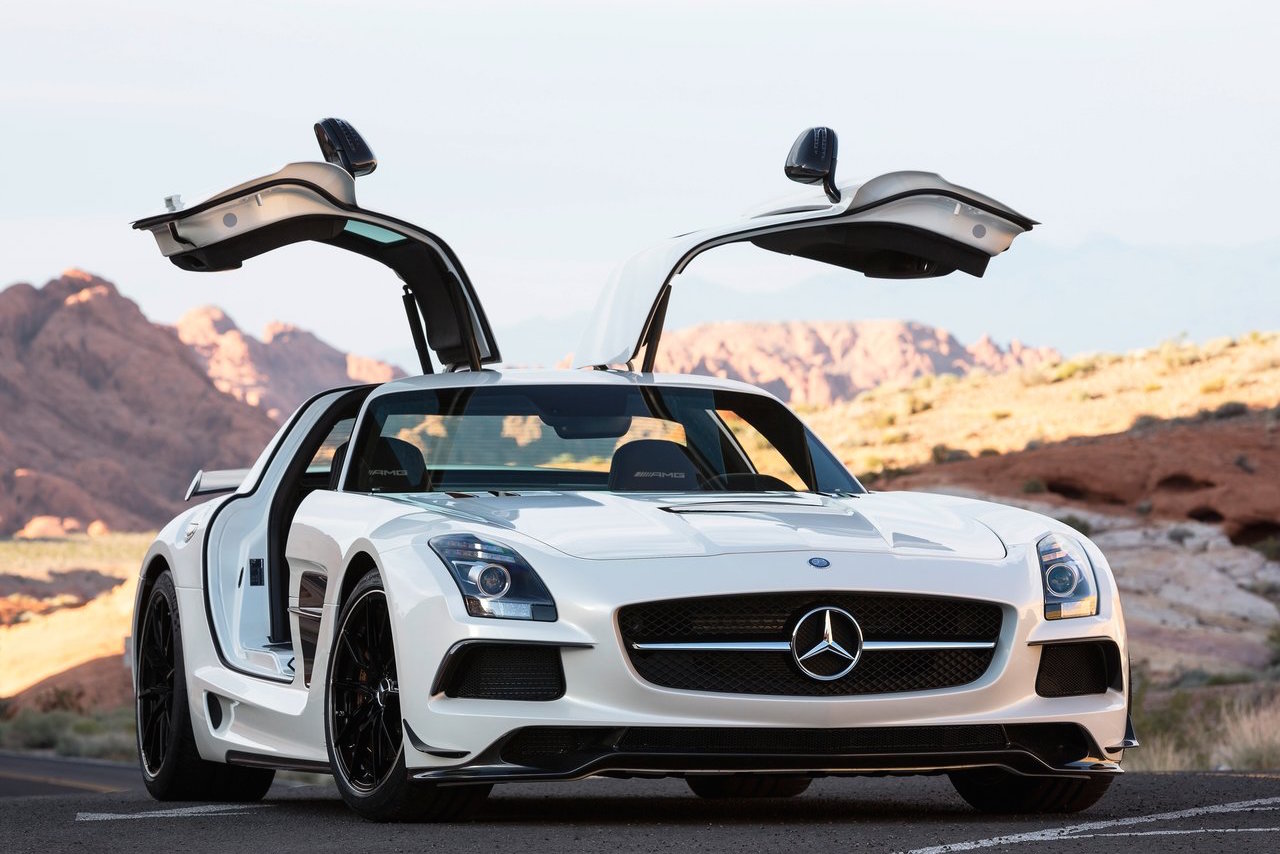 Mercedes Benz Amg V12