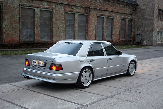Mercedes Benz Amg W124