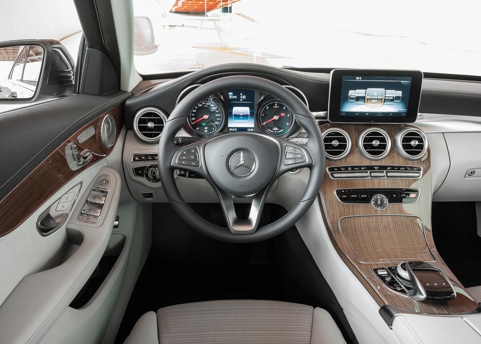 Mercedes Benz C Class 2018