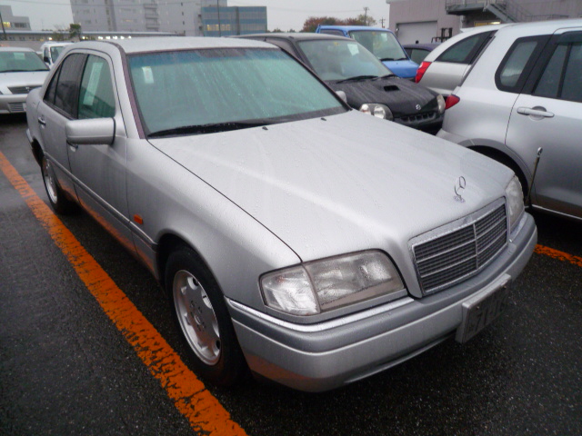 Mercedes Benz C200 1995 Mercedes Benz C200 1995