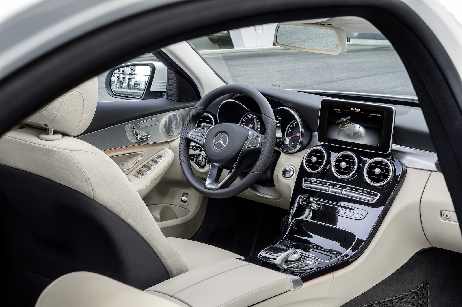 Mercedes Benz C200 2014
