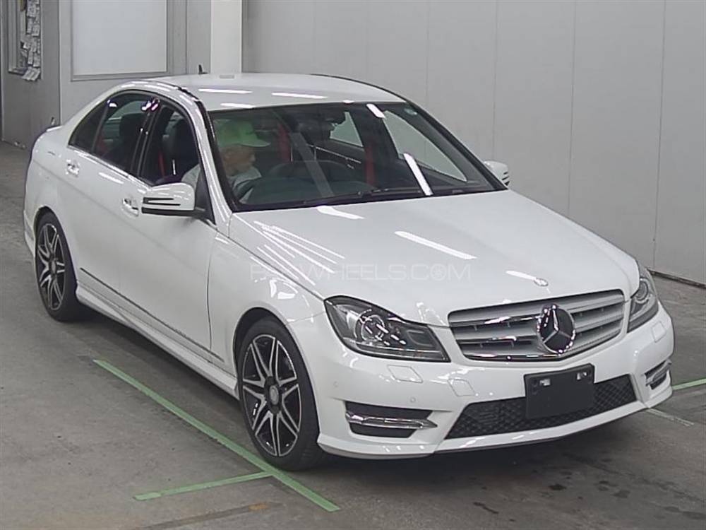 Mercedes Benz C200 2014