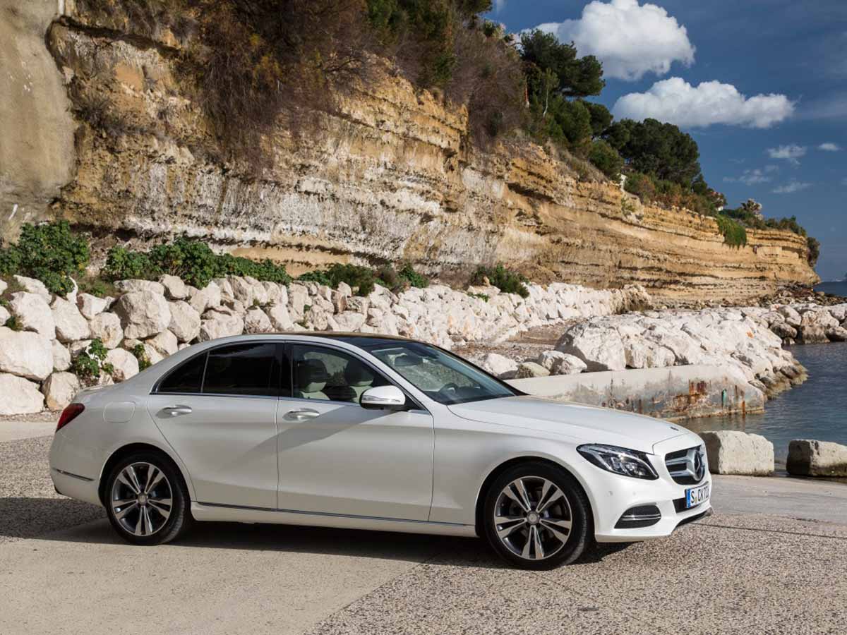 Mercedes Benz C200 2015