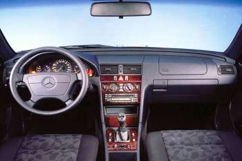 Mercedes Benz C200 Classic 1997