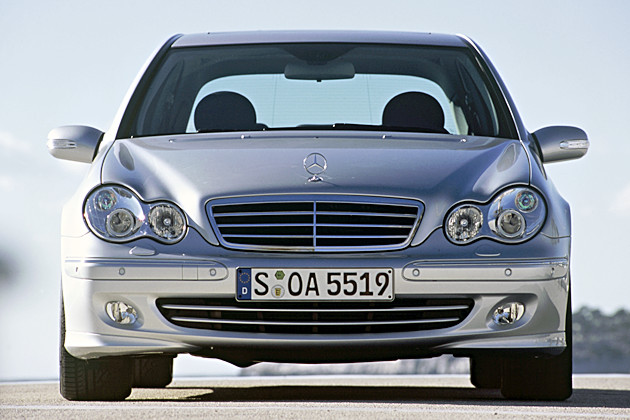 Mercedes Benz C200 Silver