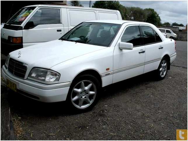 Mercedes Benz C200 W202