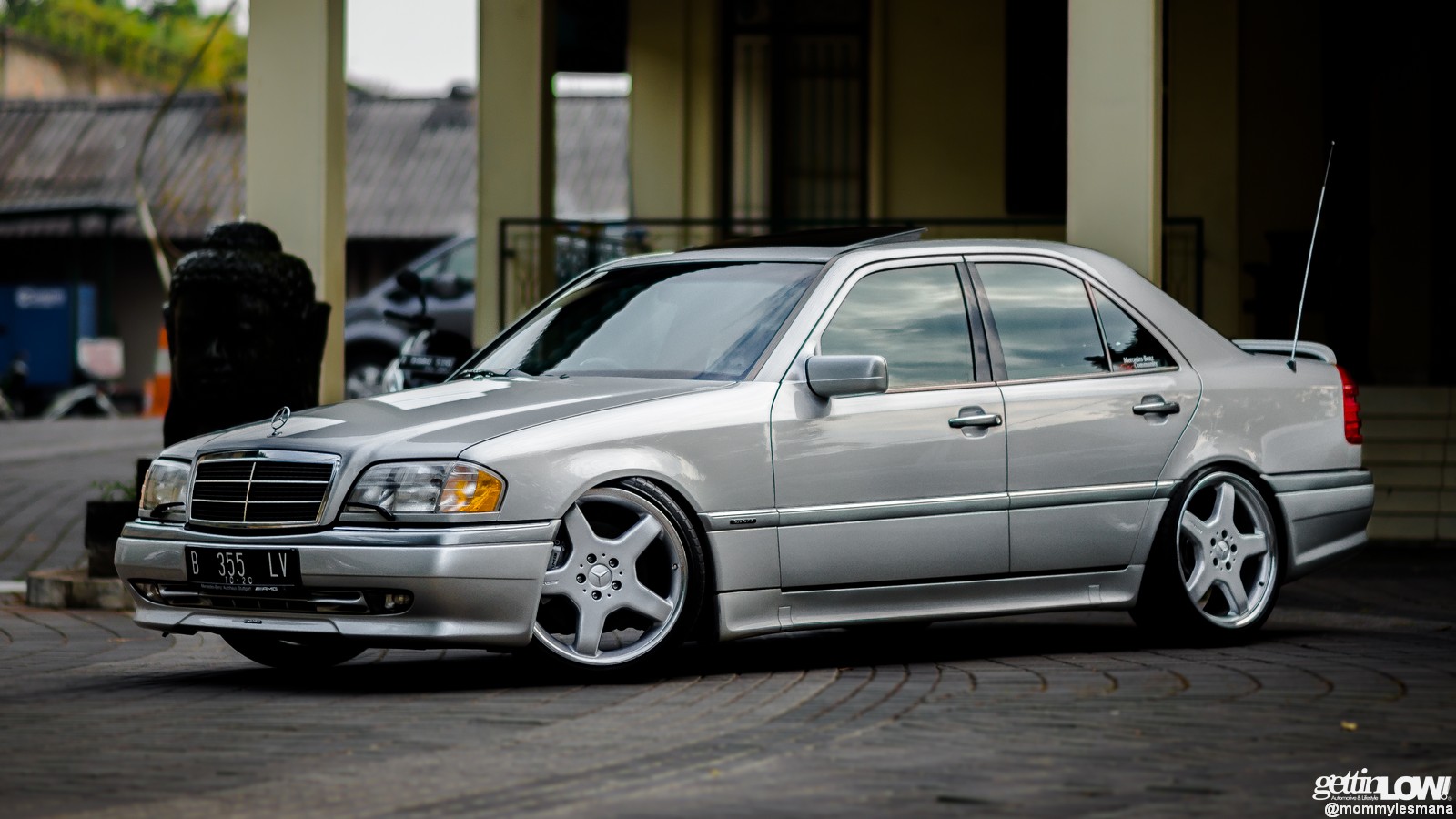 Mercedes Benz C200 W202