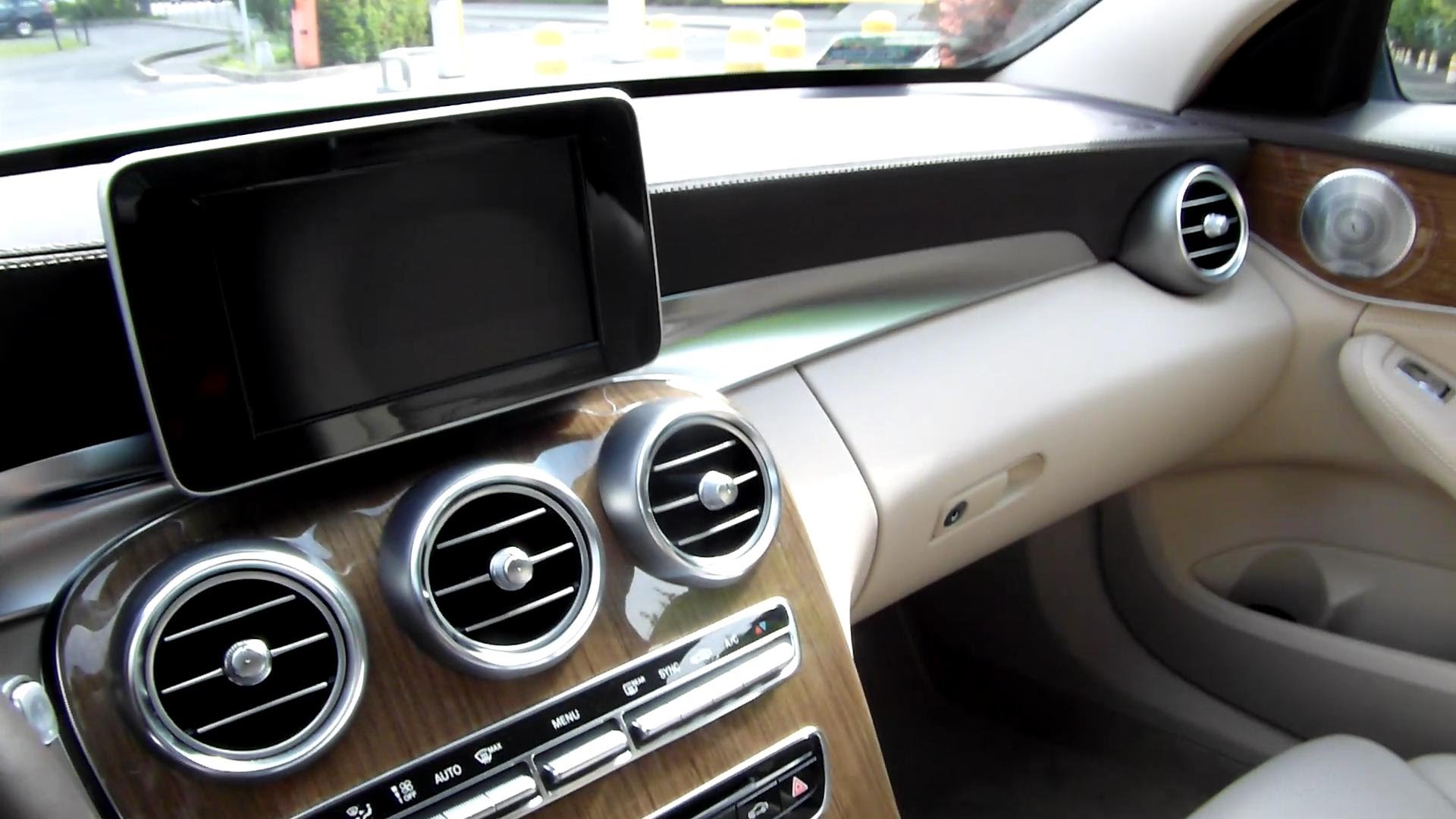 Mercedes Benz C200 W205