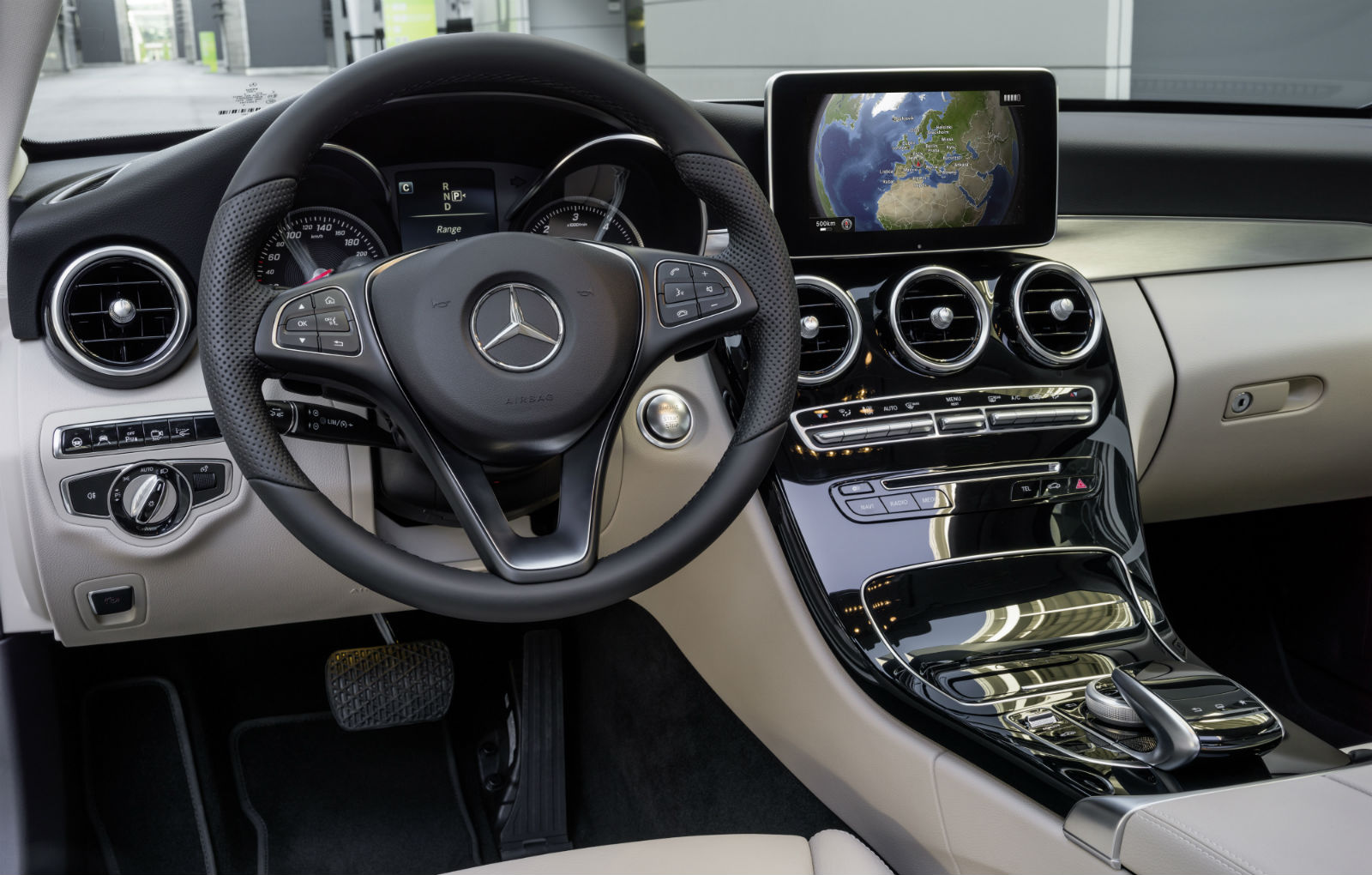 Mercedes Benz C300