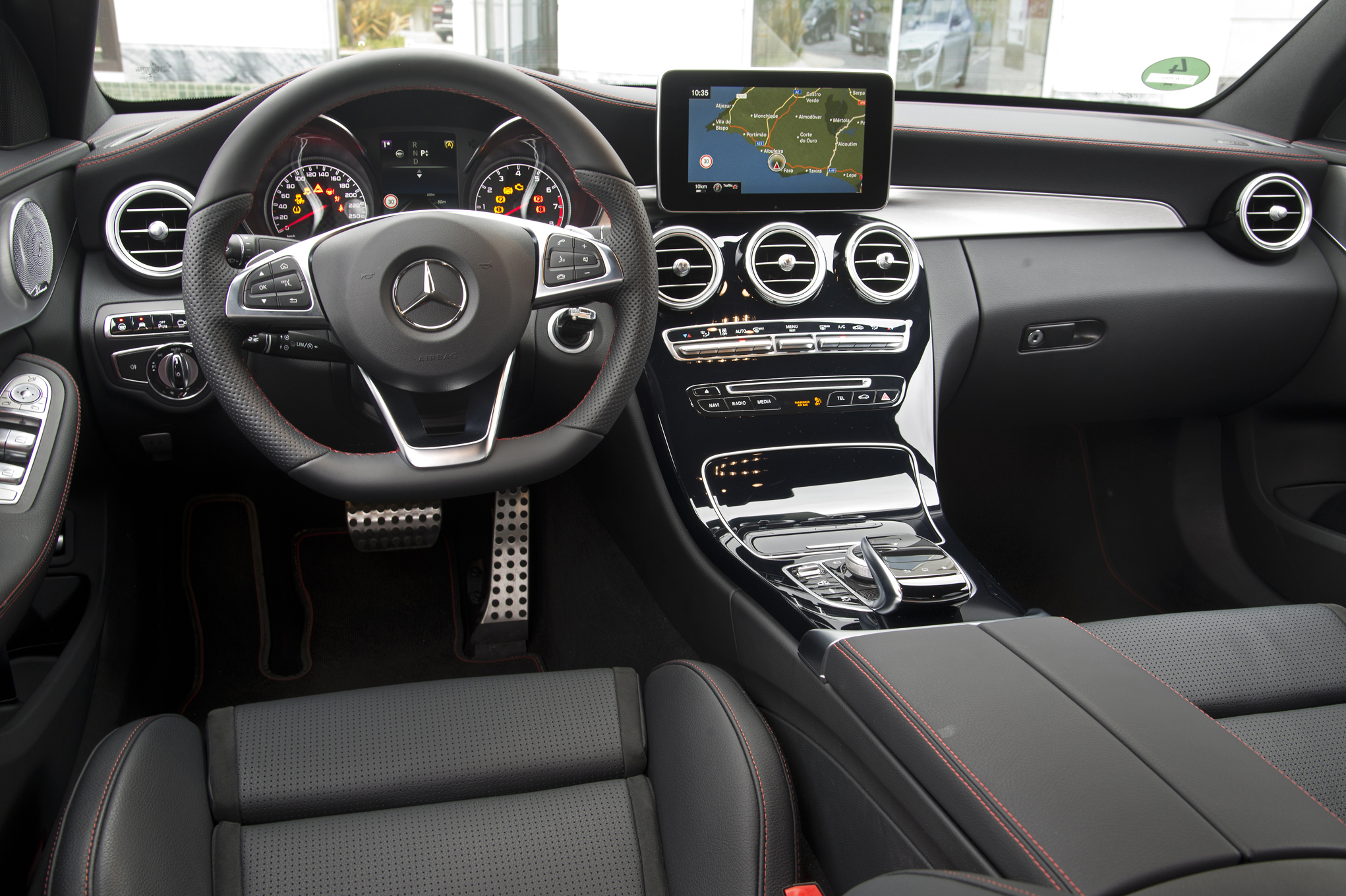 Mercedes Benz C300 2016