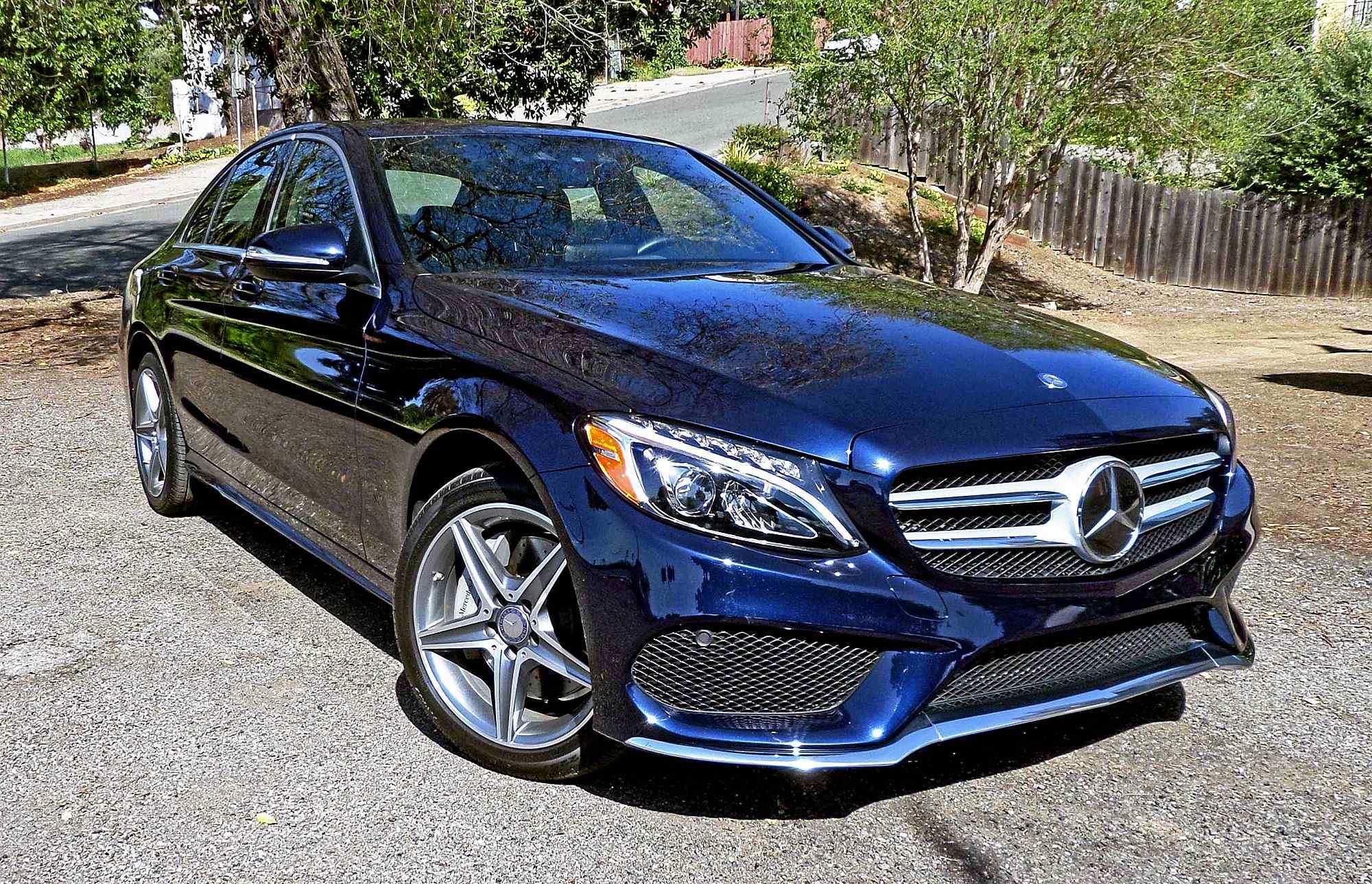 Mercedes Benz C300 Blue