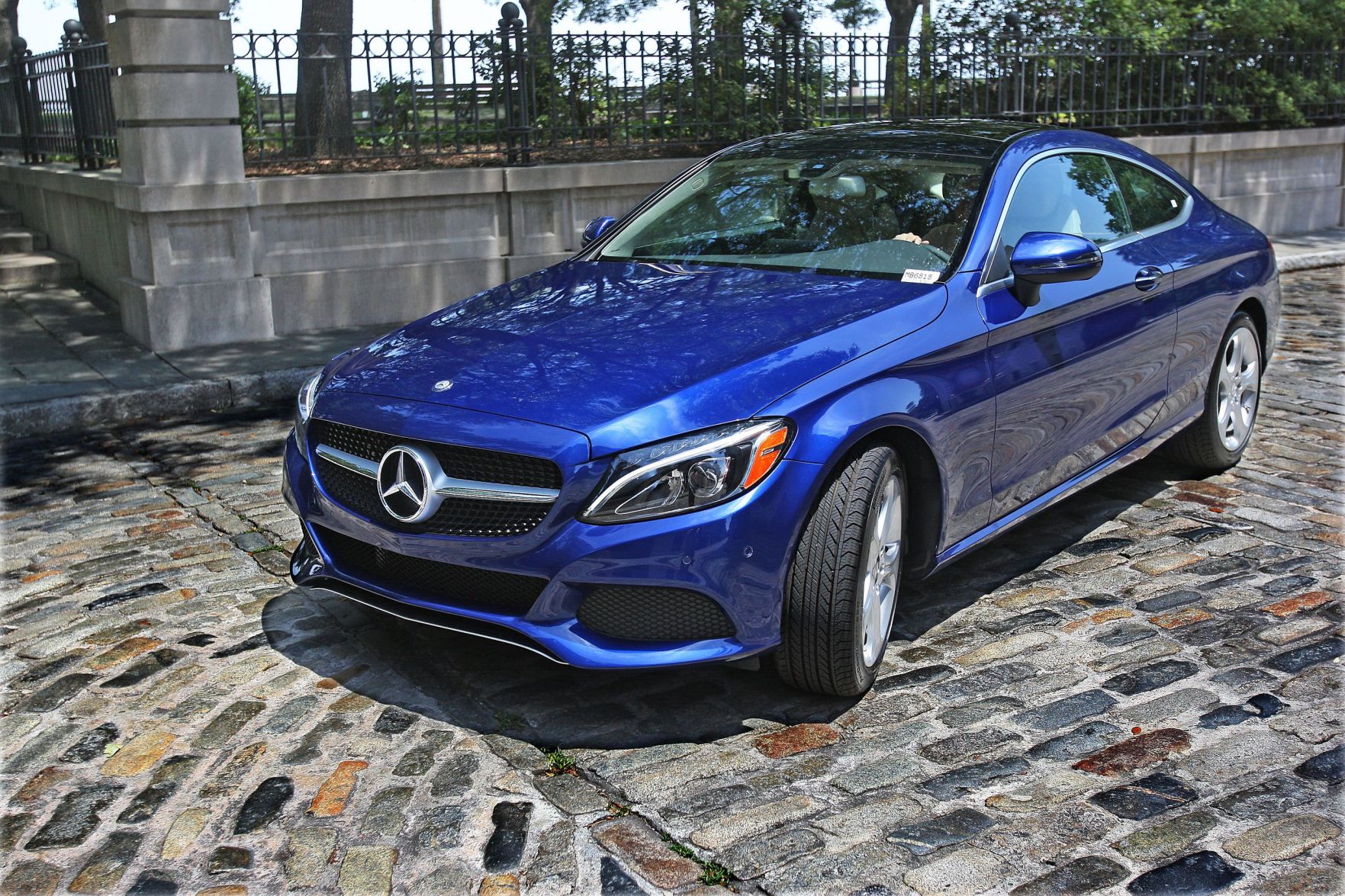 Mercedes Benz C300 Blue