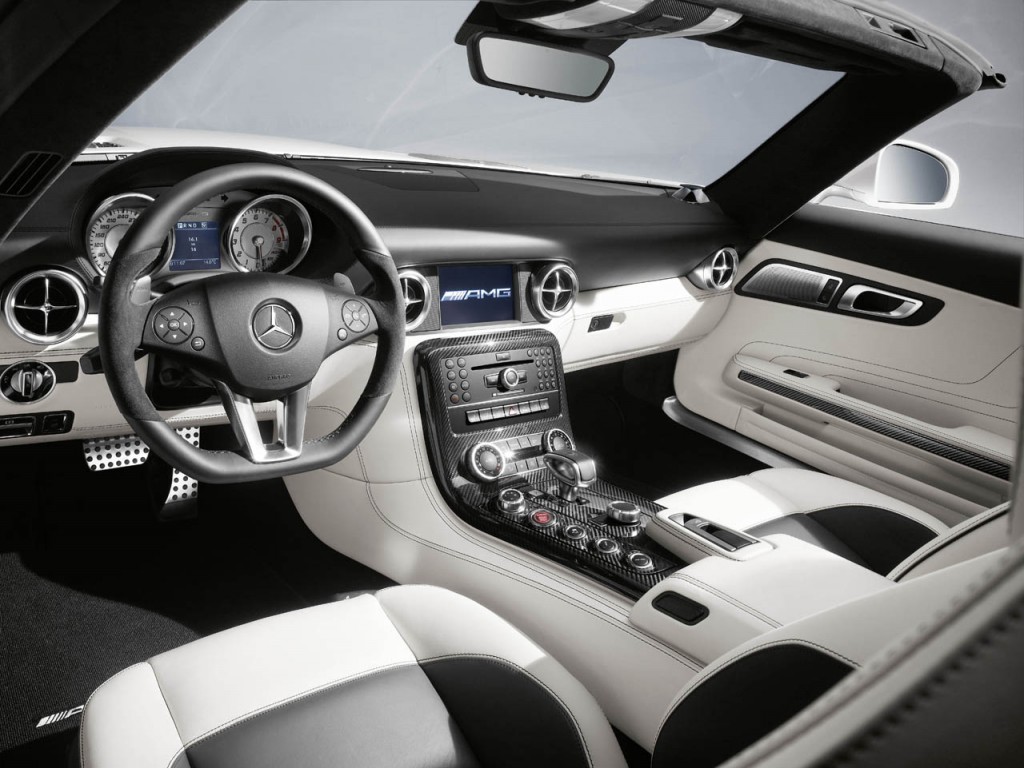 Mercedes Benz C300 Coupe White