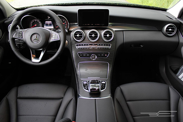 Mercedes Benz C300 Sedan