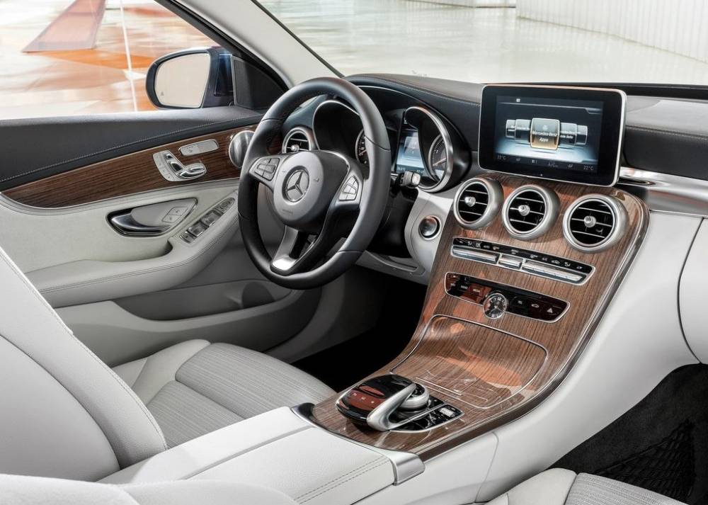 Mercedes Benz C300 Sedan