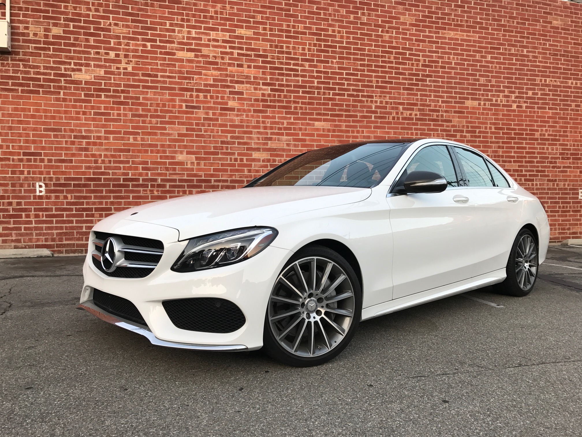 Mercedes Benz C300 White 2015