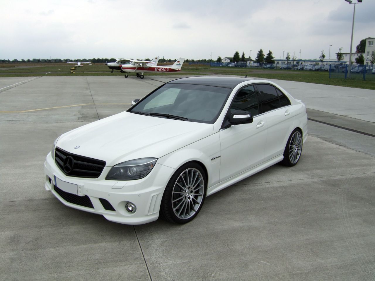 Mercedes Benz C63 2009