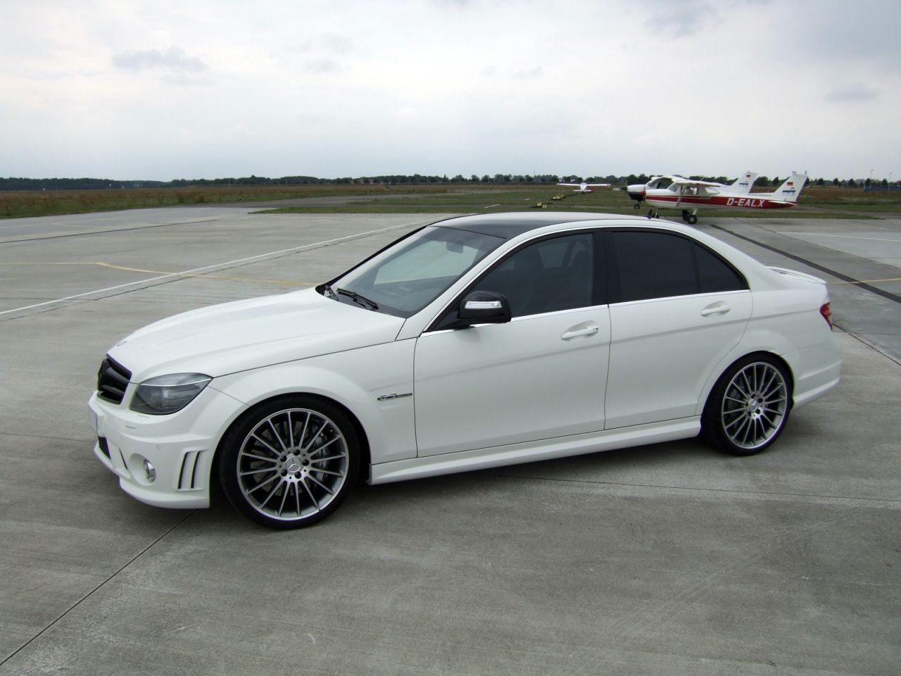 Mercedes Benz C63 2009