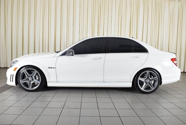 Mercedes Benz C63 2010