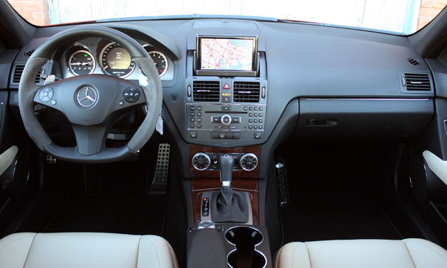 Mercedes Benz C63 2010