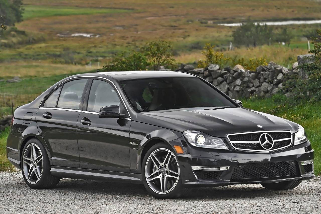 Mercedes Benz C63 2013