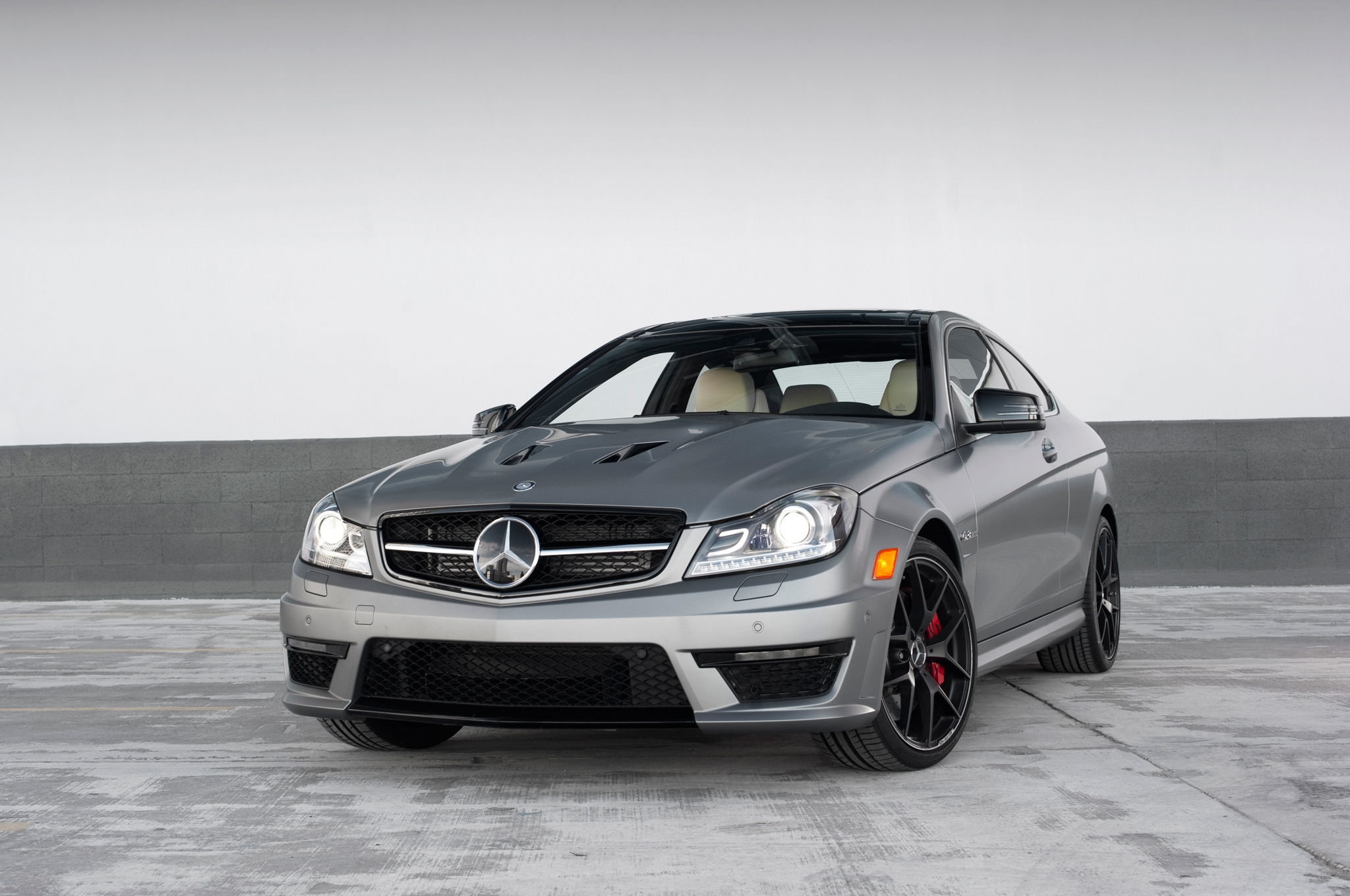 Mercedes Benz C63 2014