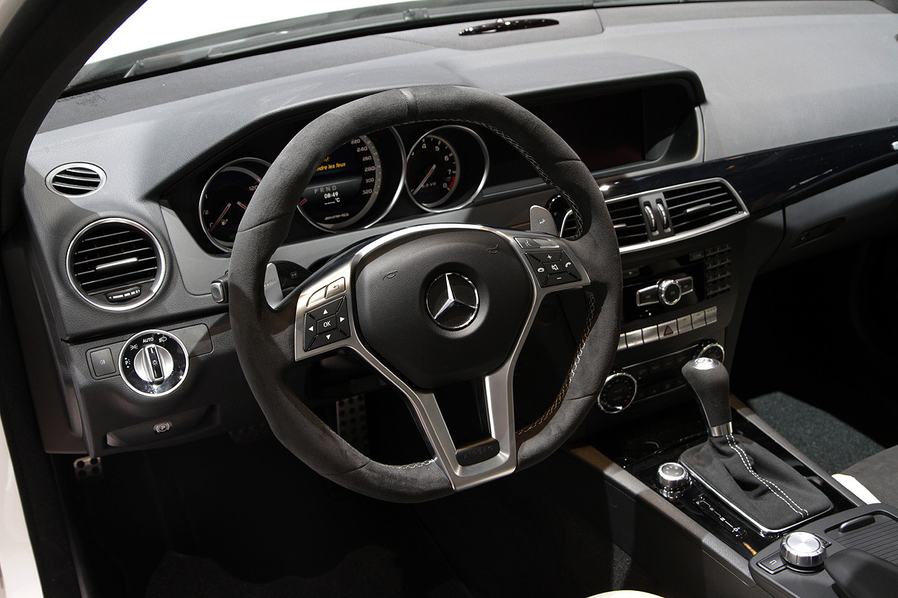 Mercedes Benz C63 Amg 507