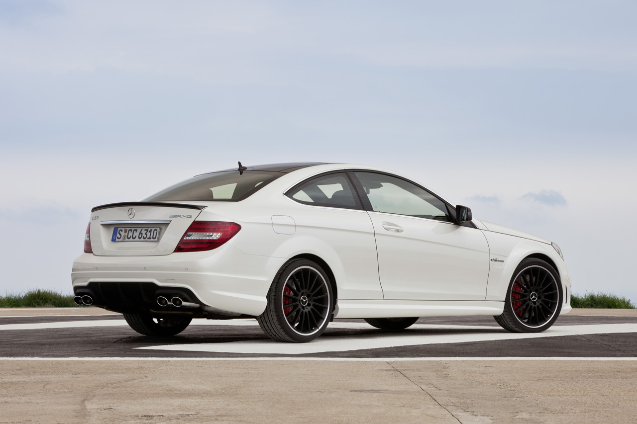 Mercedes Benz C63 Amg 6.3 Coupe V8