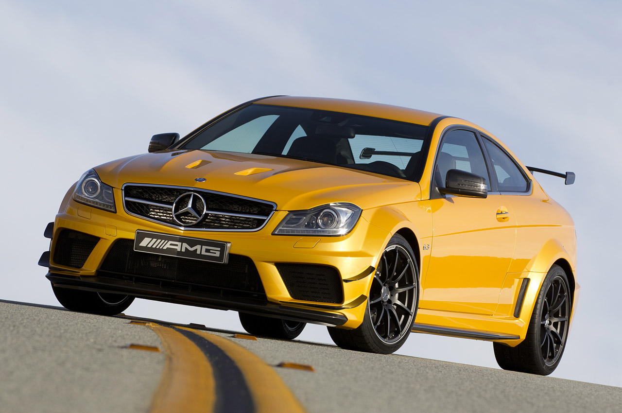 Mercedes Benz C63 Amg Black Edition