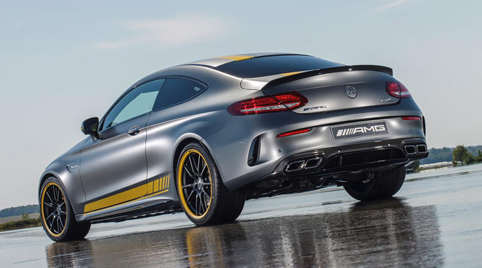 Mercedes Benz C63 Amg Edition 1