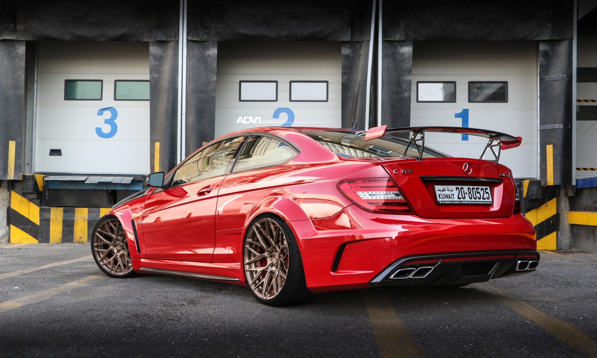 Mercedes Benz C63 Amg Red