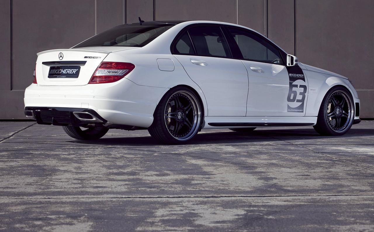 Mercedes Benz C63 Amg White
