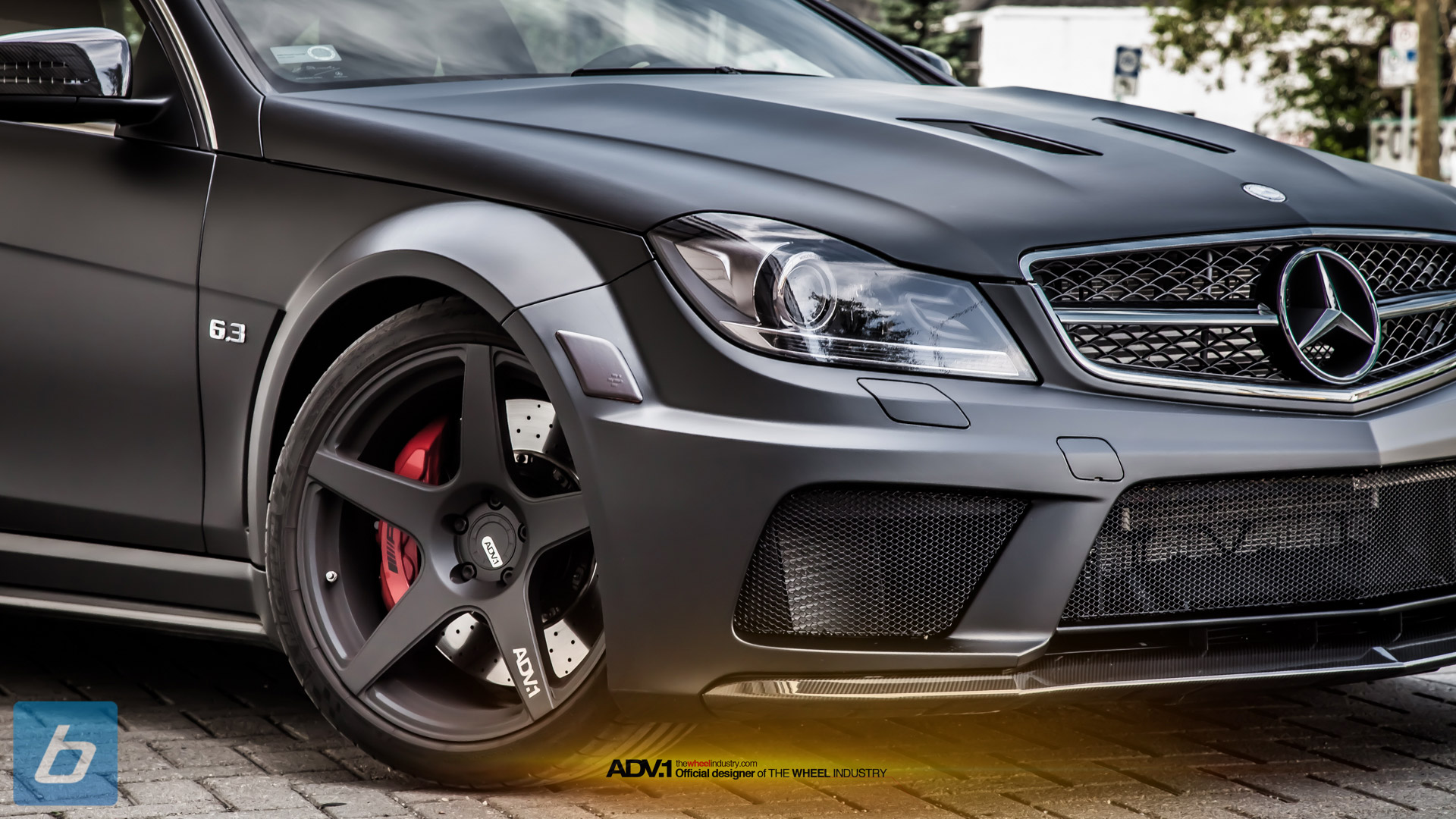 Mercedes Benz C63 Amg