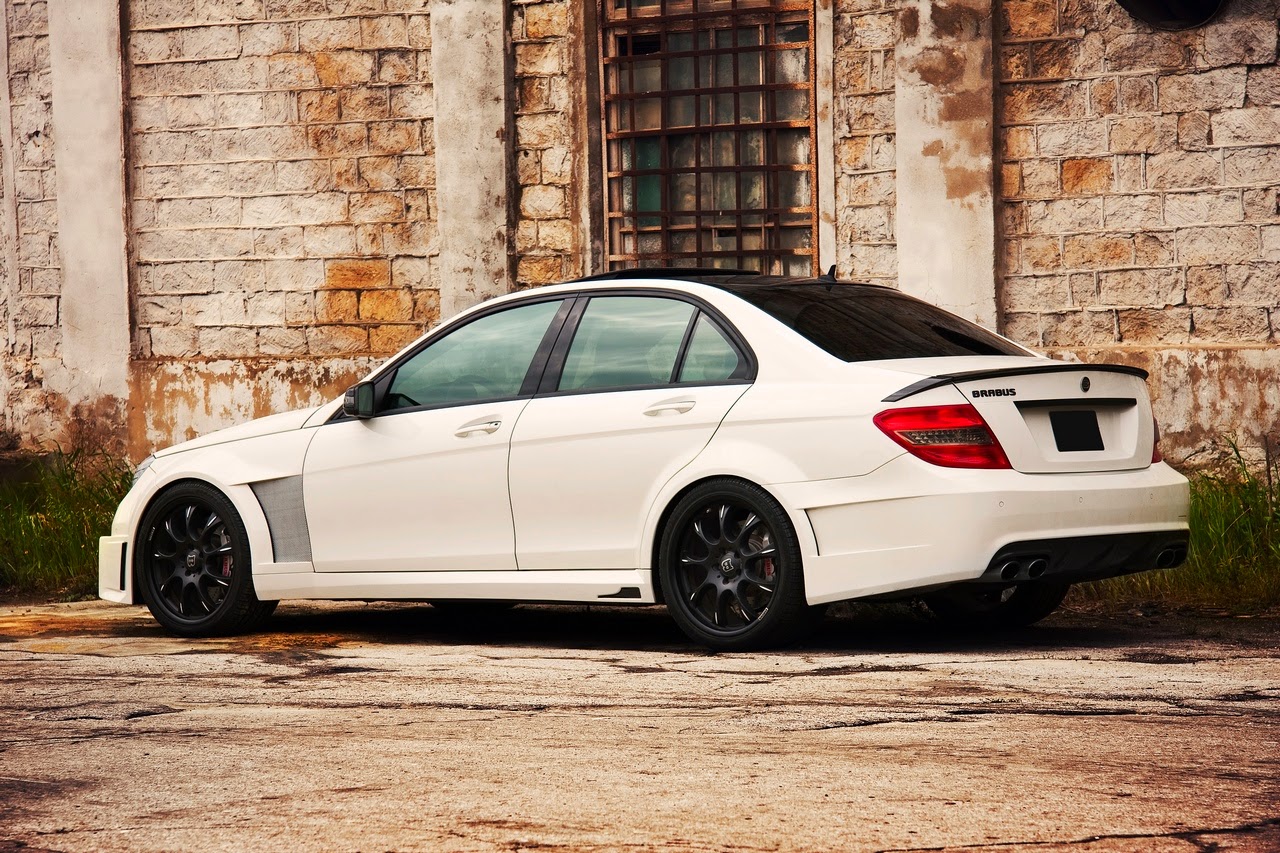 Mercedes Benz C63 Brabus