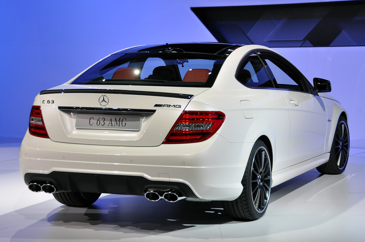 Mercedes Benz C63 Coupe Amg