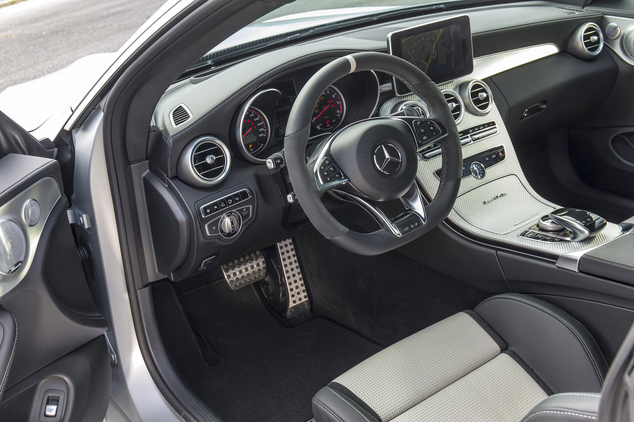Mercedes Benz C63 S Amg Coupe