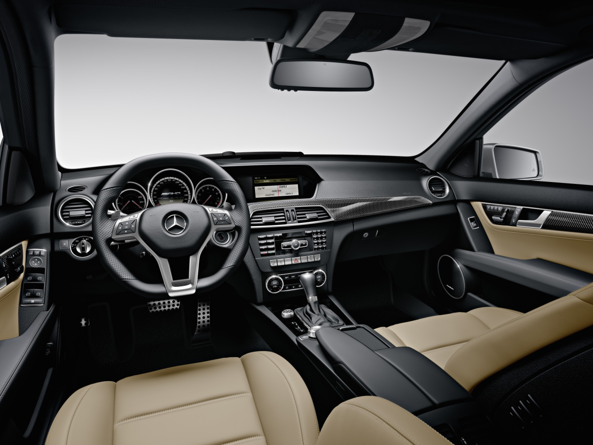 Mercedes Benz C63 Sedan