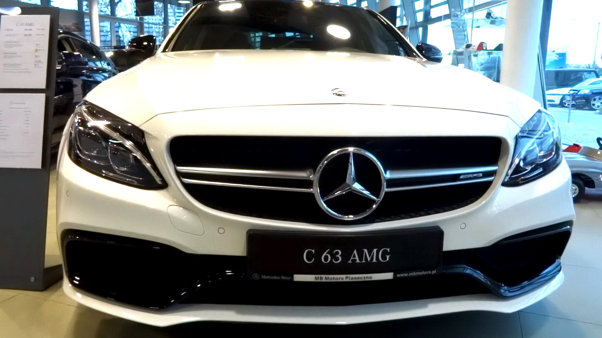 Mercedes Benz C63 V8