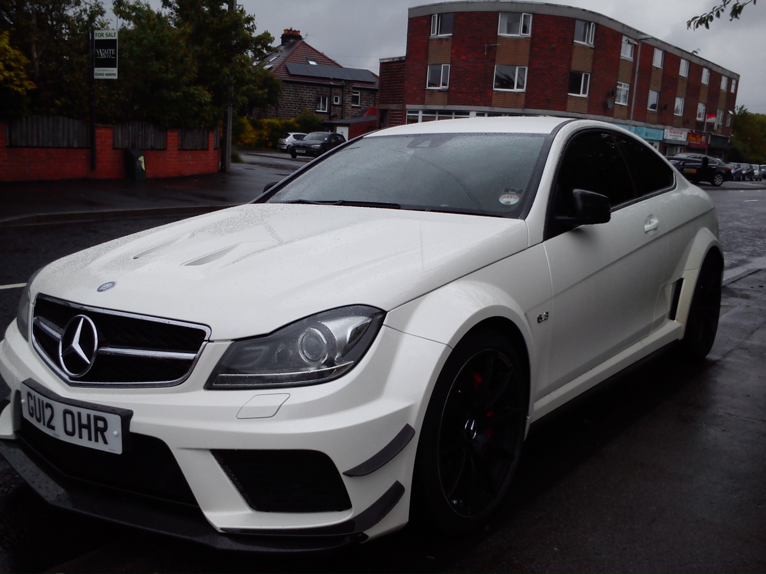 Mercedes Benz C63 White