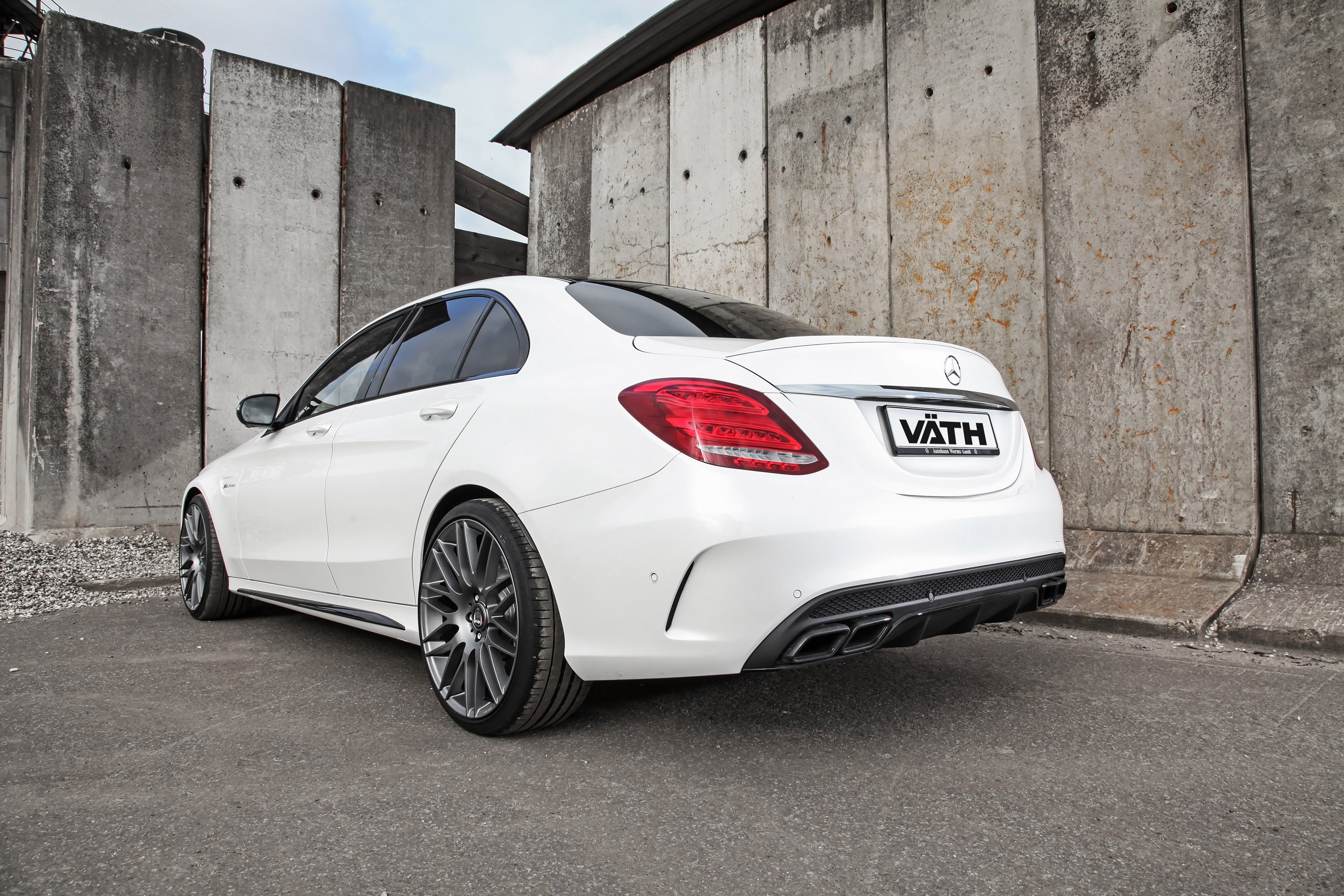 Mercedes Benz C63 White