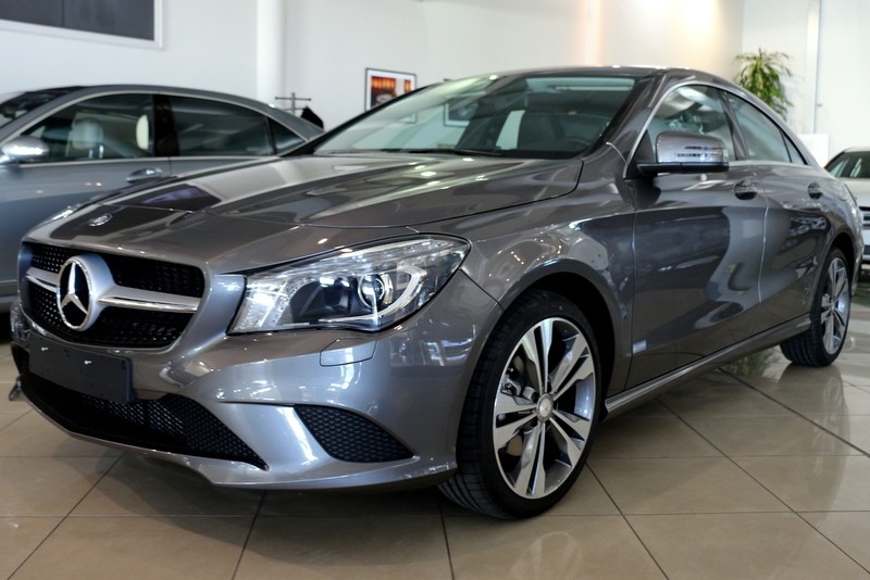 Mercedes Benz Cla 180 2015