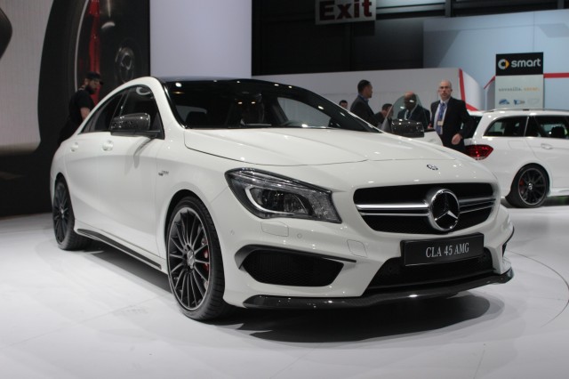 Mercedes Benz Cla 200 White