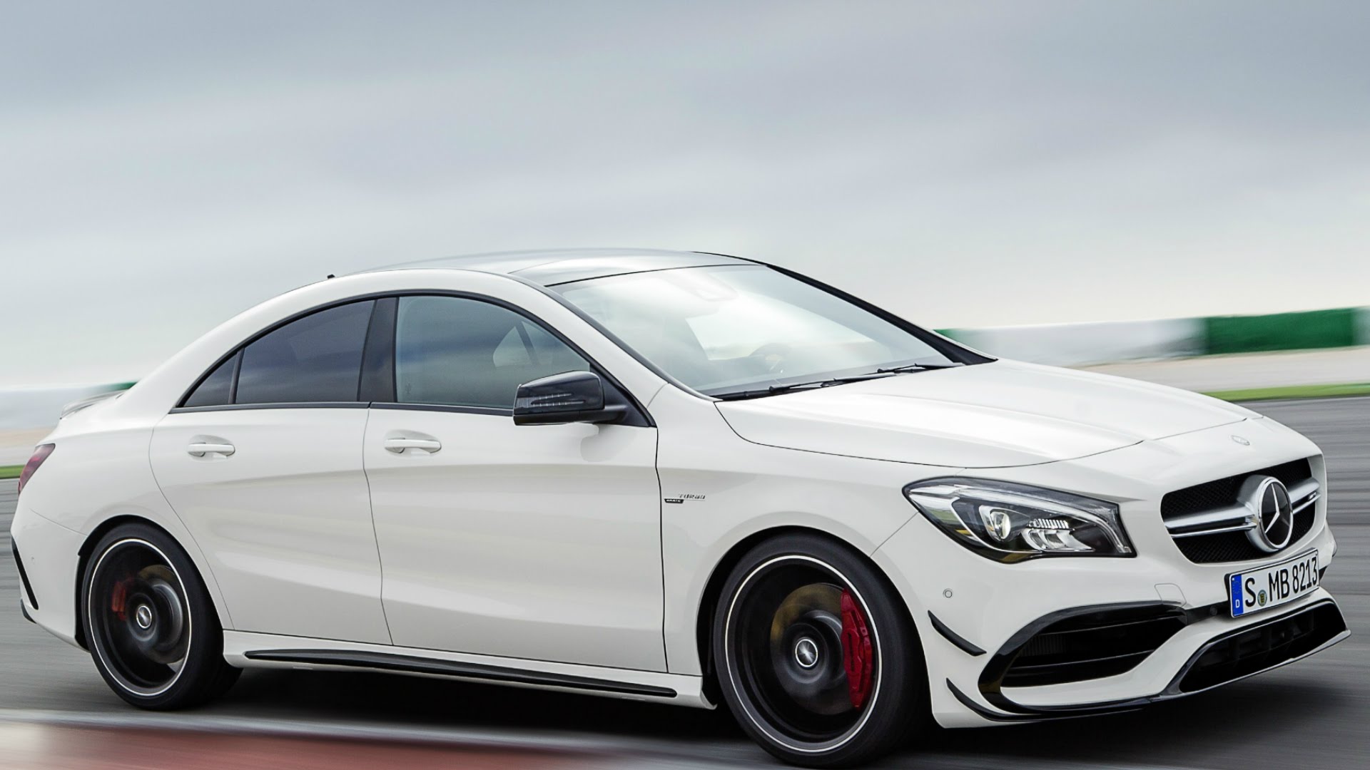 Mercedes Benz Cla 45 Amg 2017