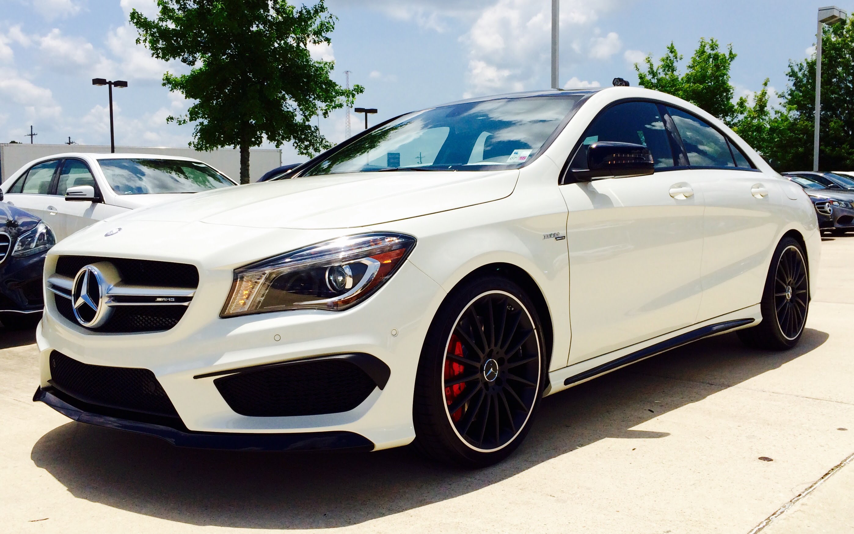 Mercedes Benz Cla 45 Amg White