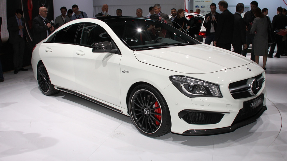 Mercedes Benz Cla 45 Amg White