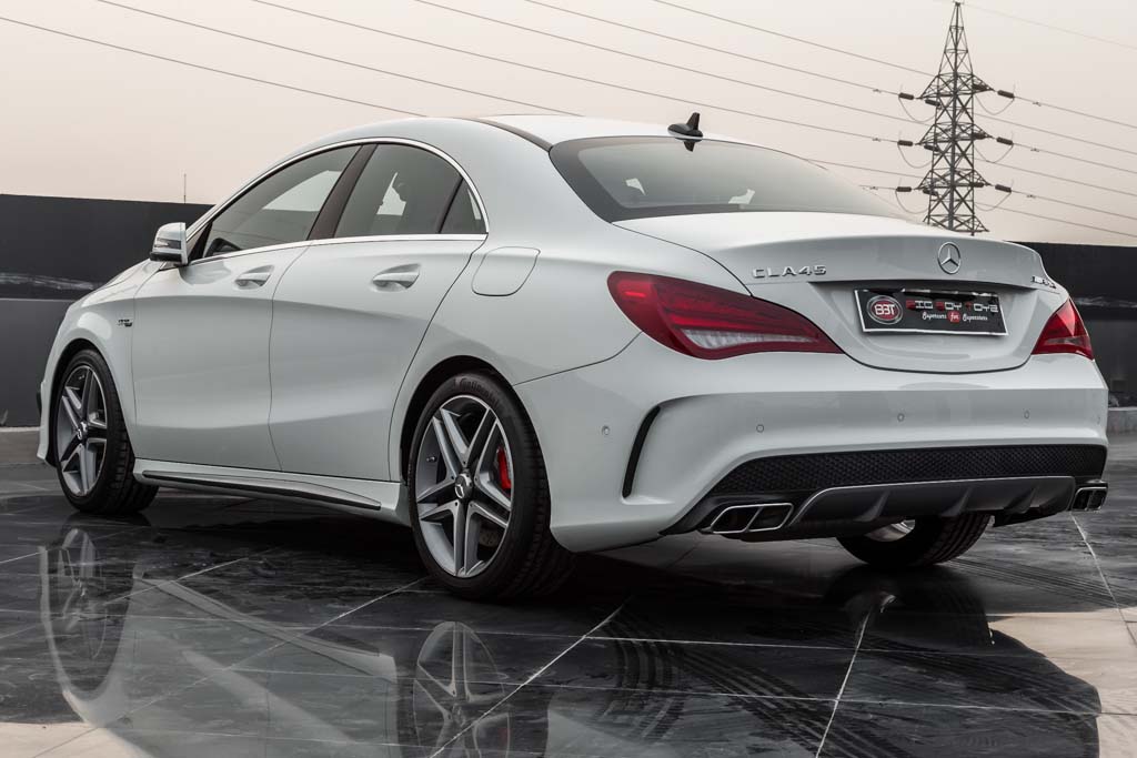 Mercedes Benz Cla 45 Amg White
