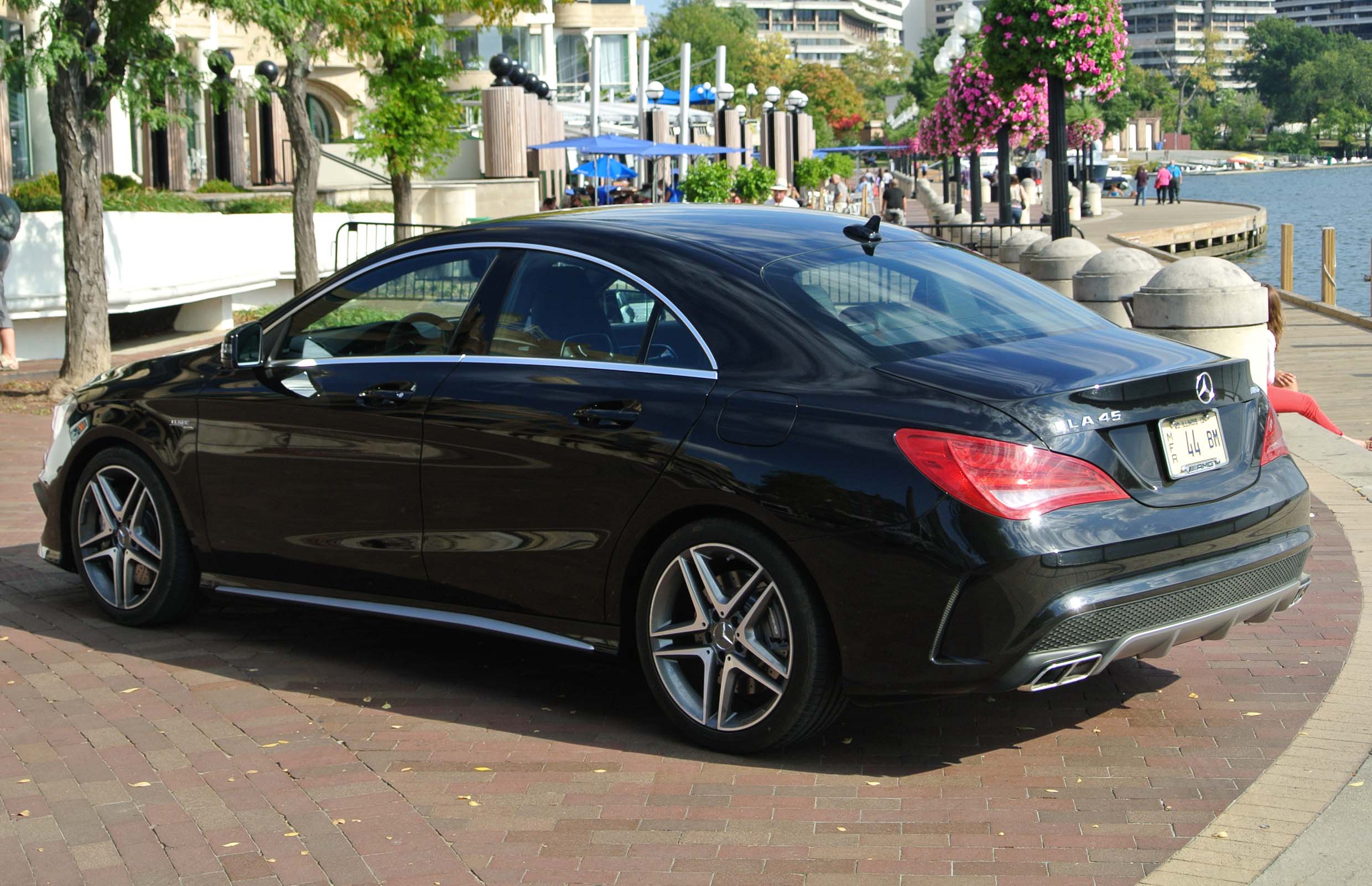 Mercedes Benz Cla Black