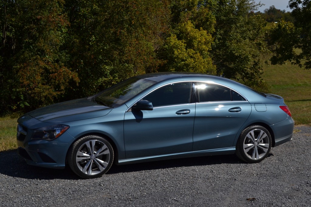 Mercedes Benz Cla Blue
