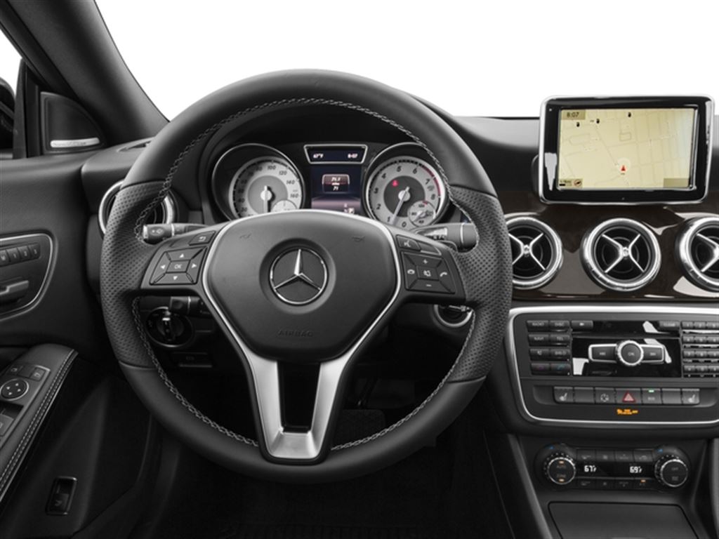 Mercedes Benz Cla Sedan